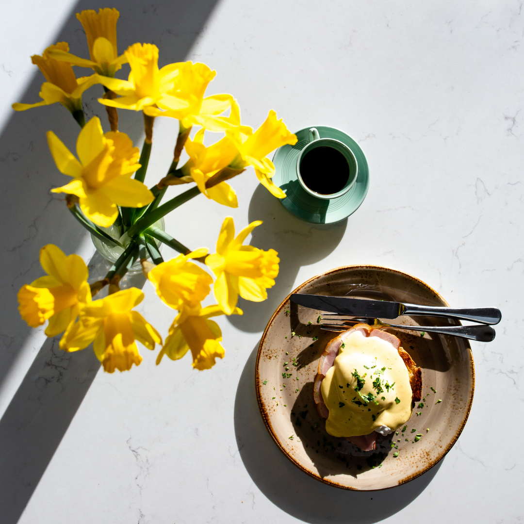 Batts Hill Surrey Dry Gin Eggs Benedict with gin hollandaise sauce