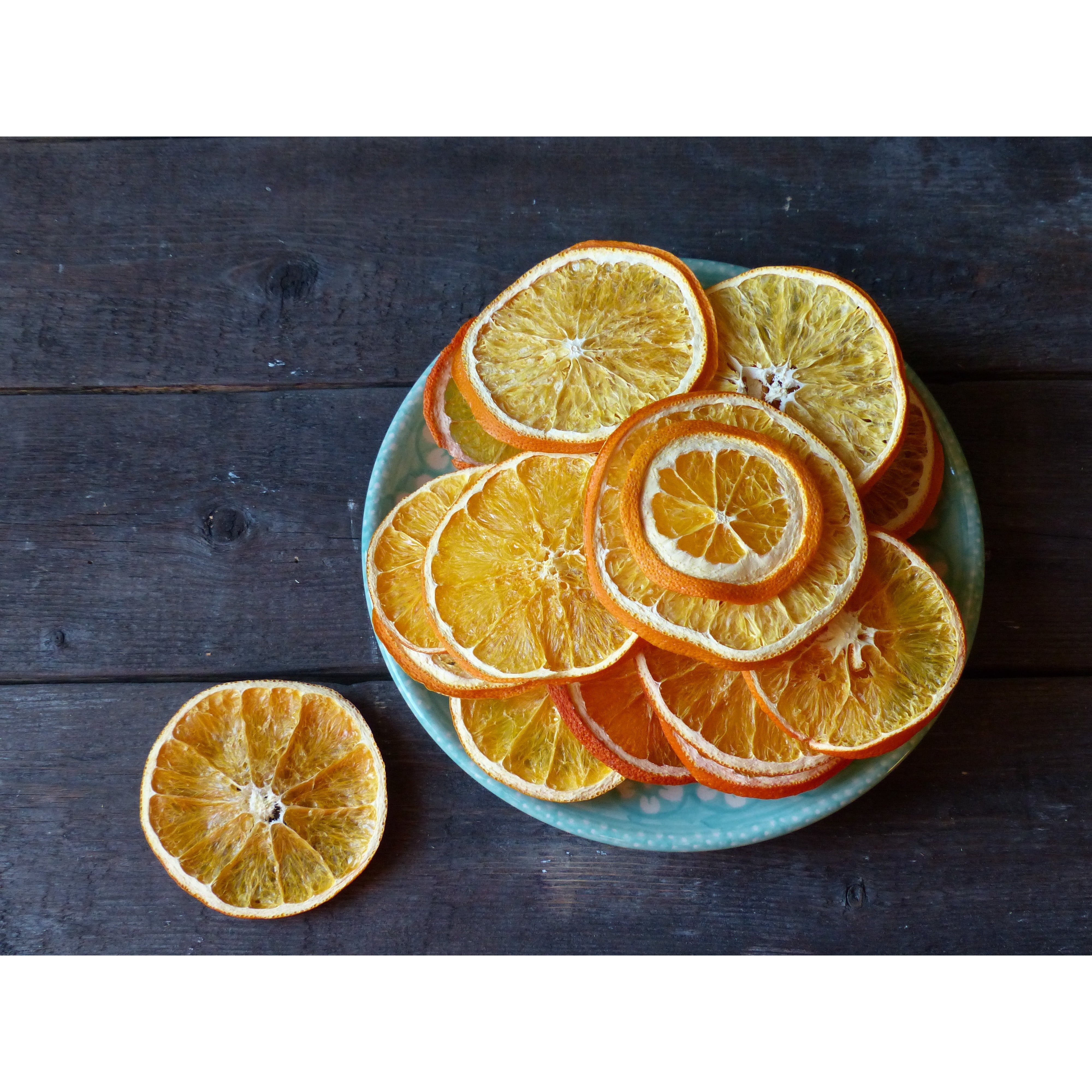Dehydrated Citrus Fruit Gin Garnishes